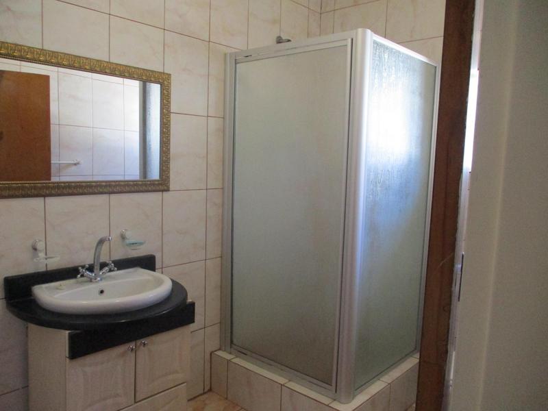 4 Bedroom Property for Sale in Hospitaalpark Free State